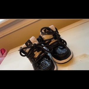 Toddler girl nike Jordan’s size 5C